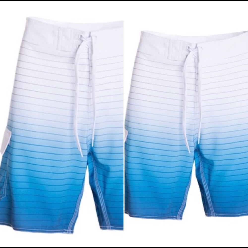 NWT! Clearance 🔥 Mens blue ombré board Swim shorts - Picture 2 of 4